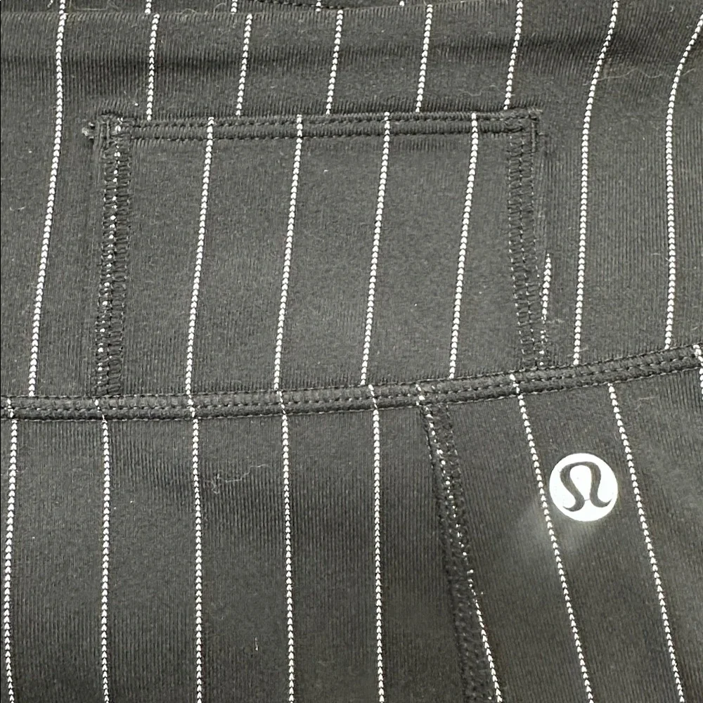Lululemon Black Pinstripe High Rise Stretch Pants 8/10 Work Travel Career - Picture 6 of 7